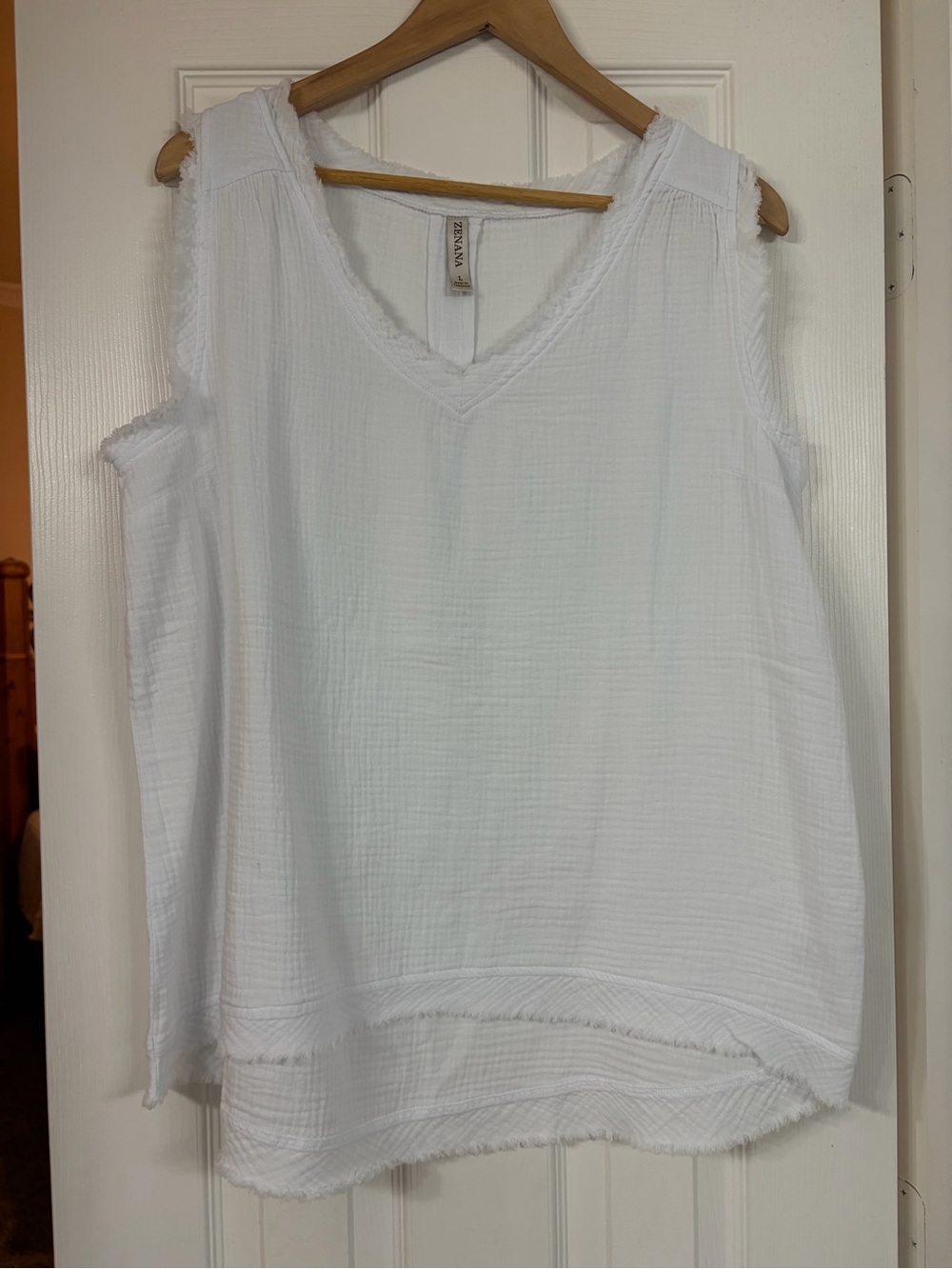 Zenana White Sleeveless Gauze V-Neck Tank Top